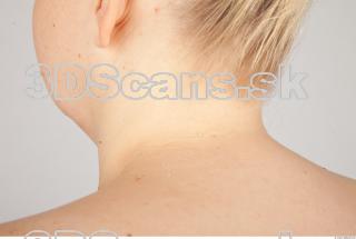 Neck texture of Alice 0003